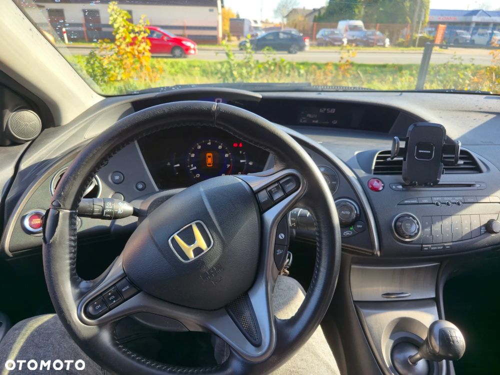 Honda Civic 1.8 Sport - 9