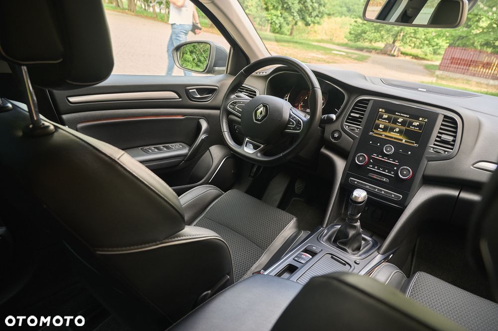 Renault Megane TCe 140 GPF BOSE EDITION - 28