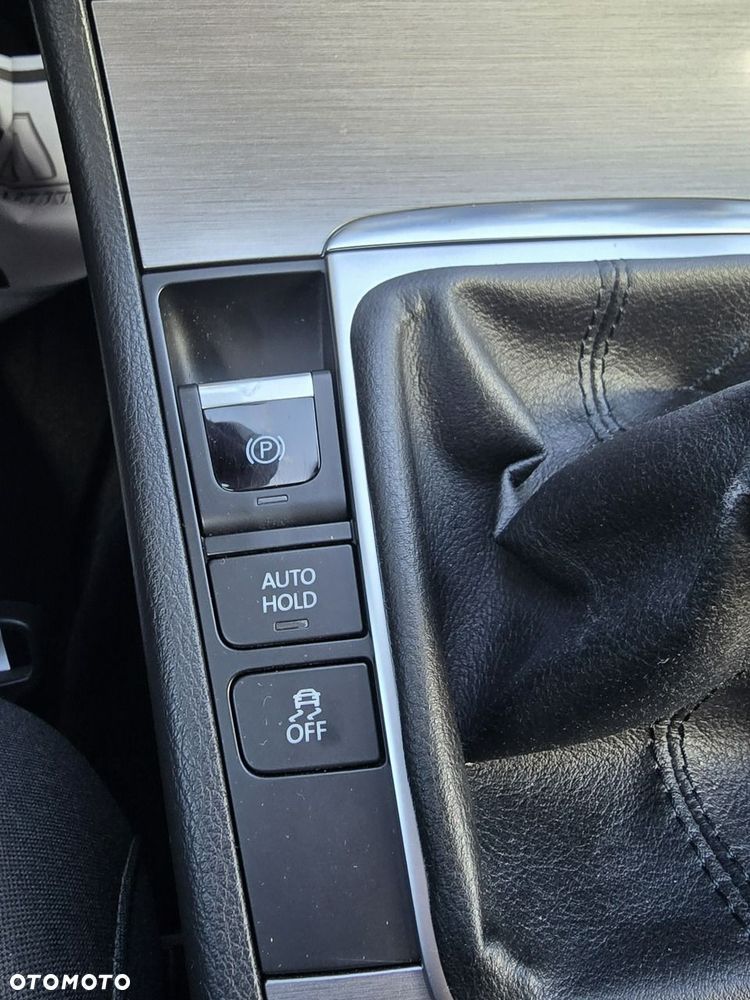 Volkswagen Passat - 31