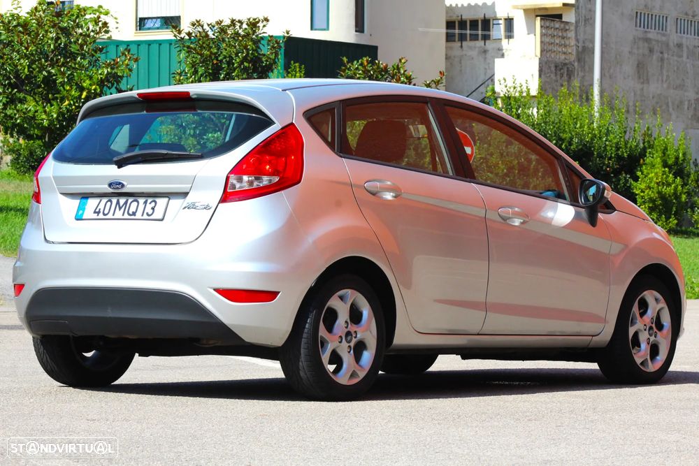 Ford Fiesta 1.4 TDCI Techno 104g - 11
