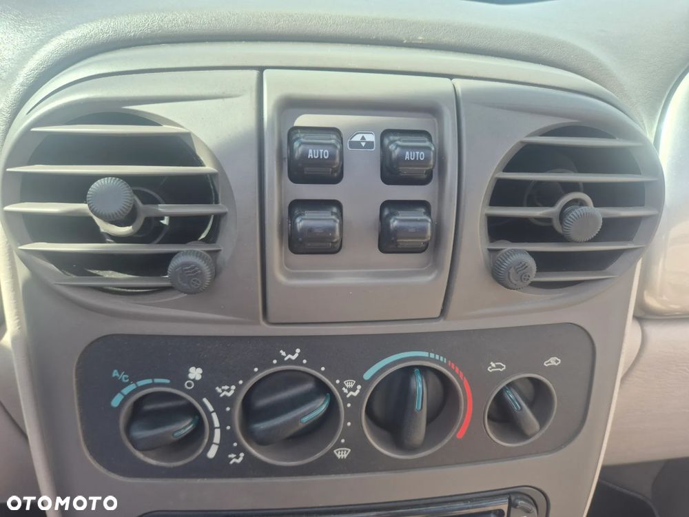 Chrysler PT Cruiser - 27