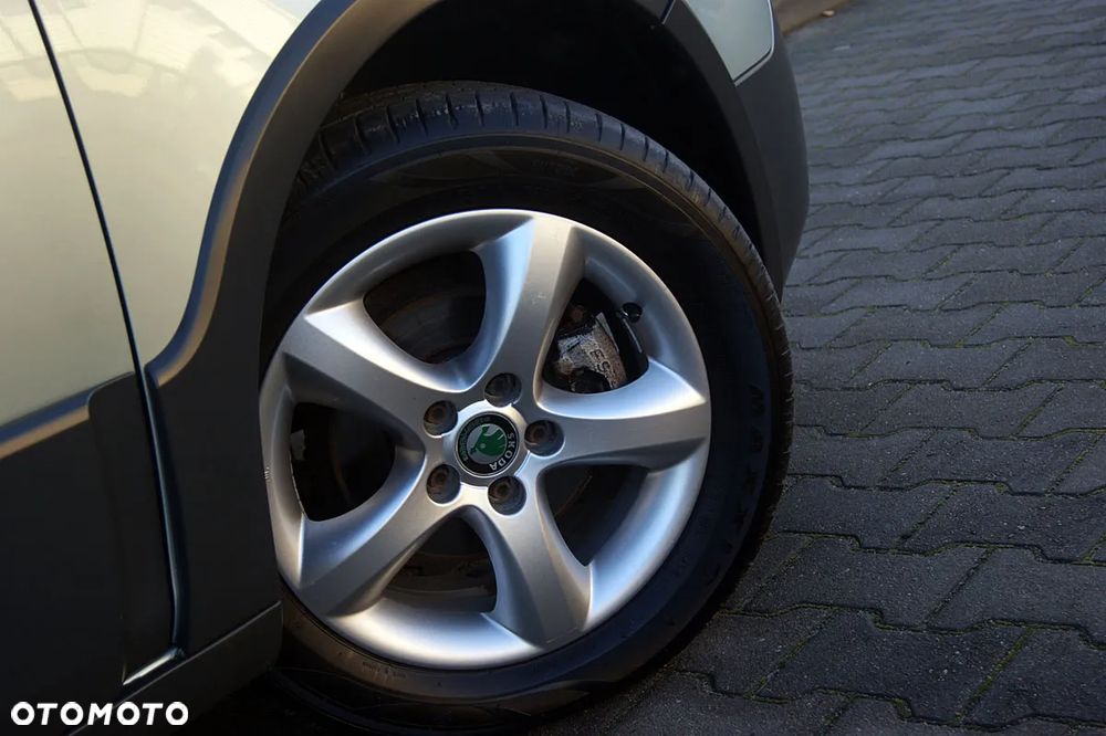 Skoda Fabia 1.2 TSI Scout - 23