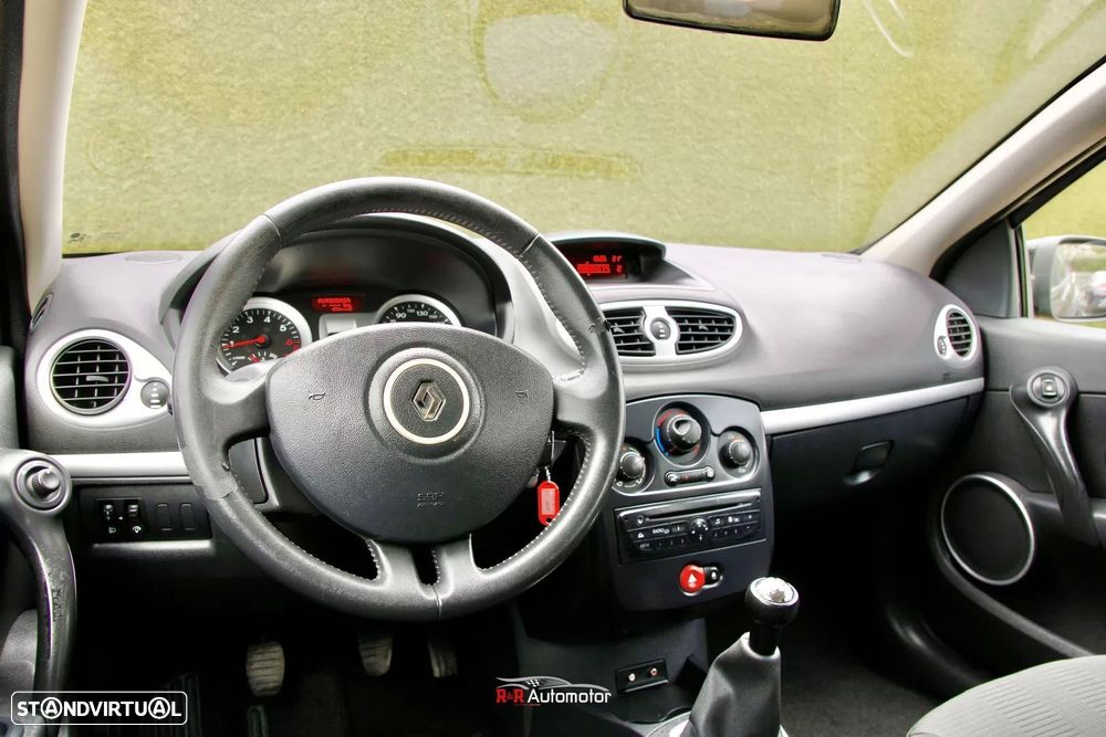 Renault Clio 1.2 16V Dynamique - 3