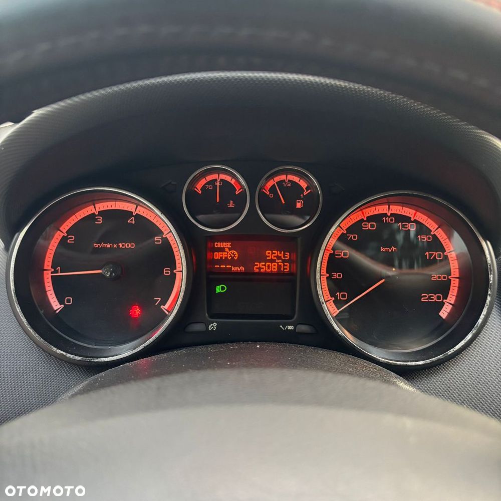 Peugeot 308 1.6 Premium - 7