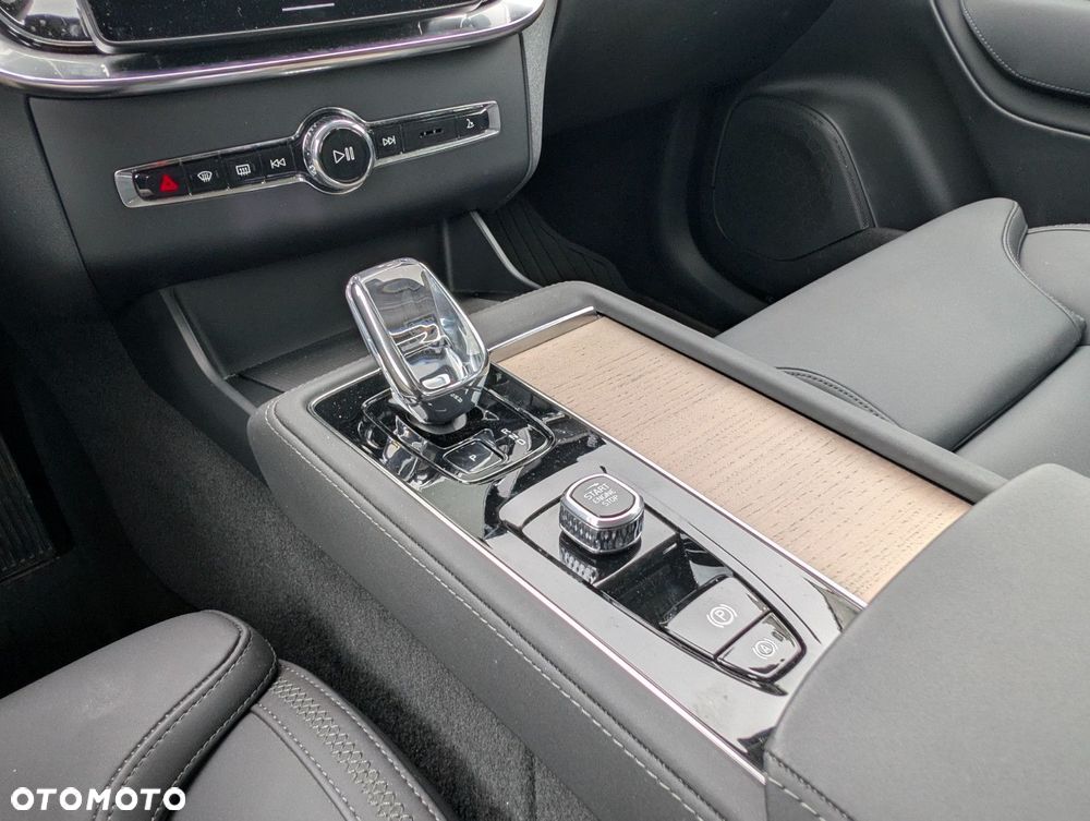 Volvo XC 90 B5 B AWD Plus Bright - 14