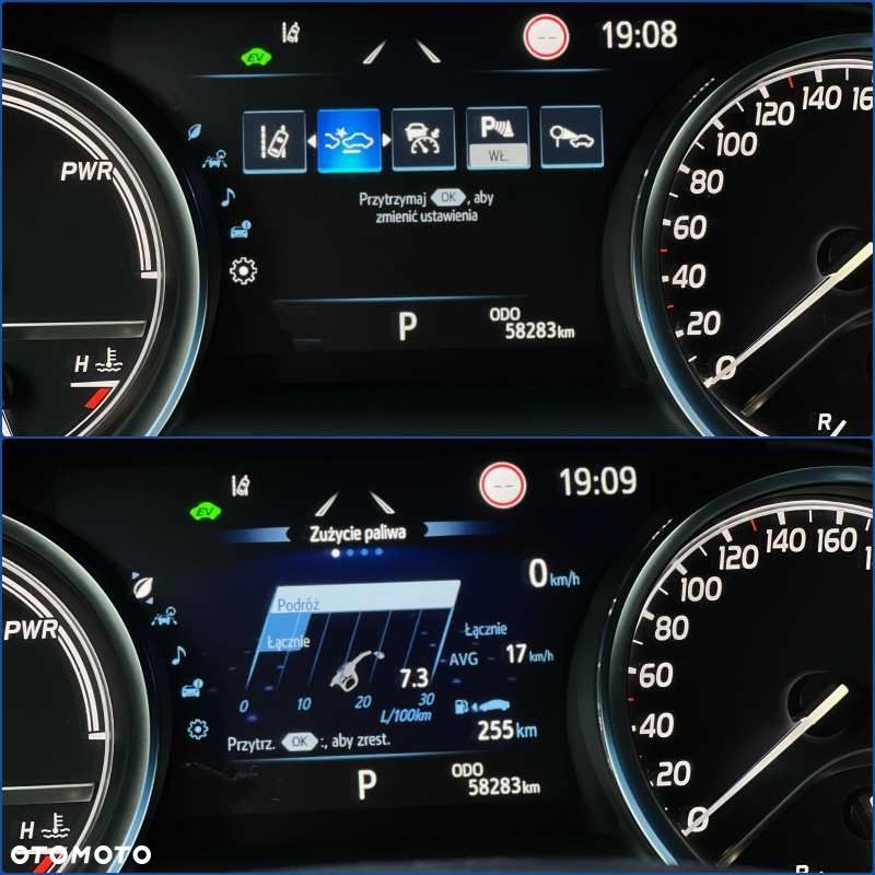 Toyota Camry 2.5 Hybrid Comfort CVT - 26