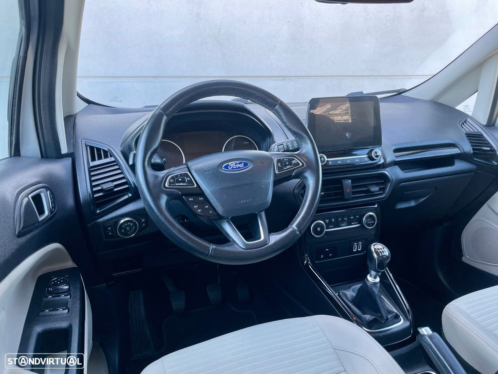 Ford EcoSport 1.0 EcoBoost Titanium - 12