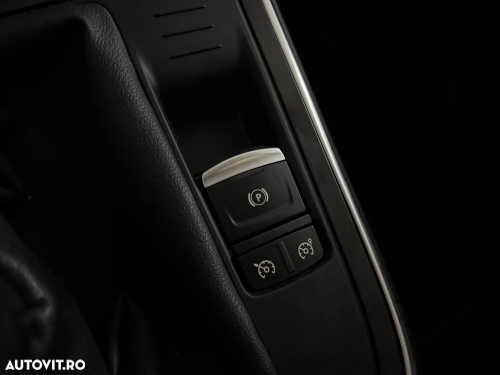 Renault Scenic TCe 115 GPF LIMITED - 15