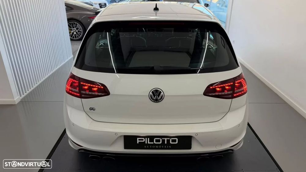 VW Golf R 4Motion BlueMotion DSG - 9