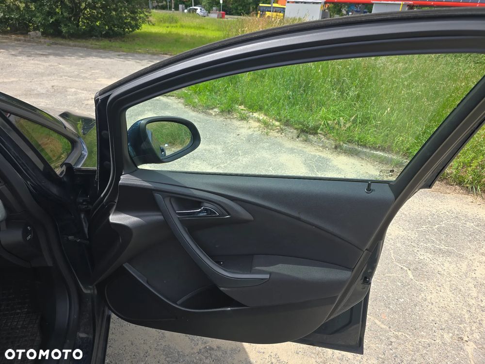 Opel Astra 1.4 T Enjoy EU6 - 19