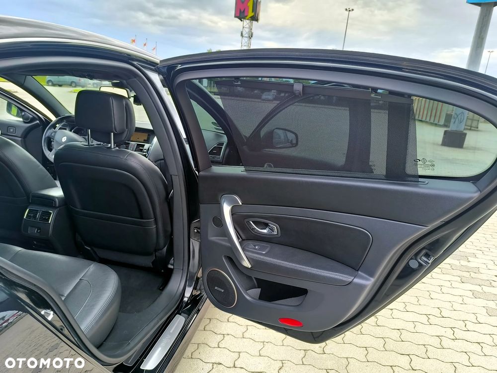Renault Latitude - 16