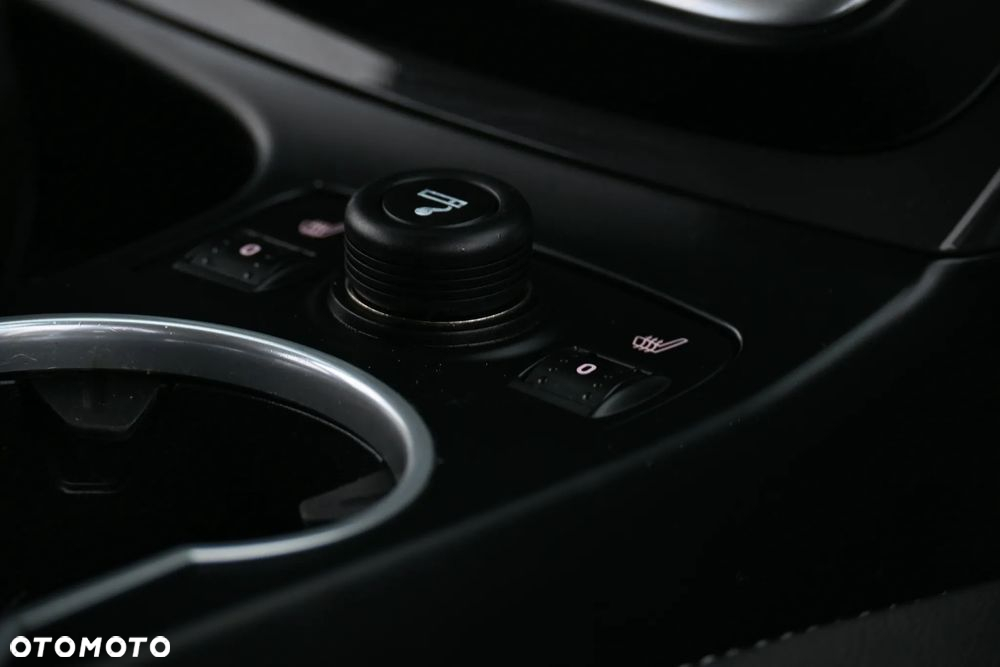 Ford Kuga 1.5 EcoBoost FWD Titanium X - 27
