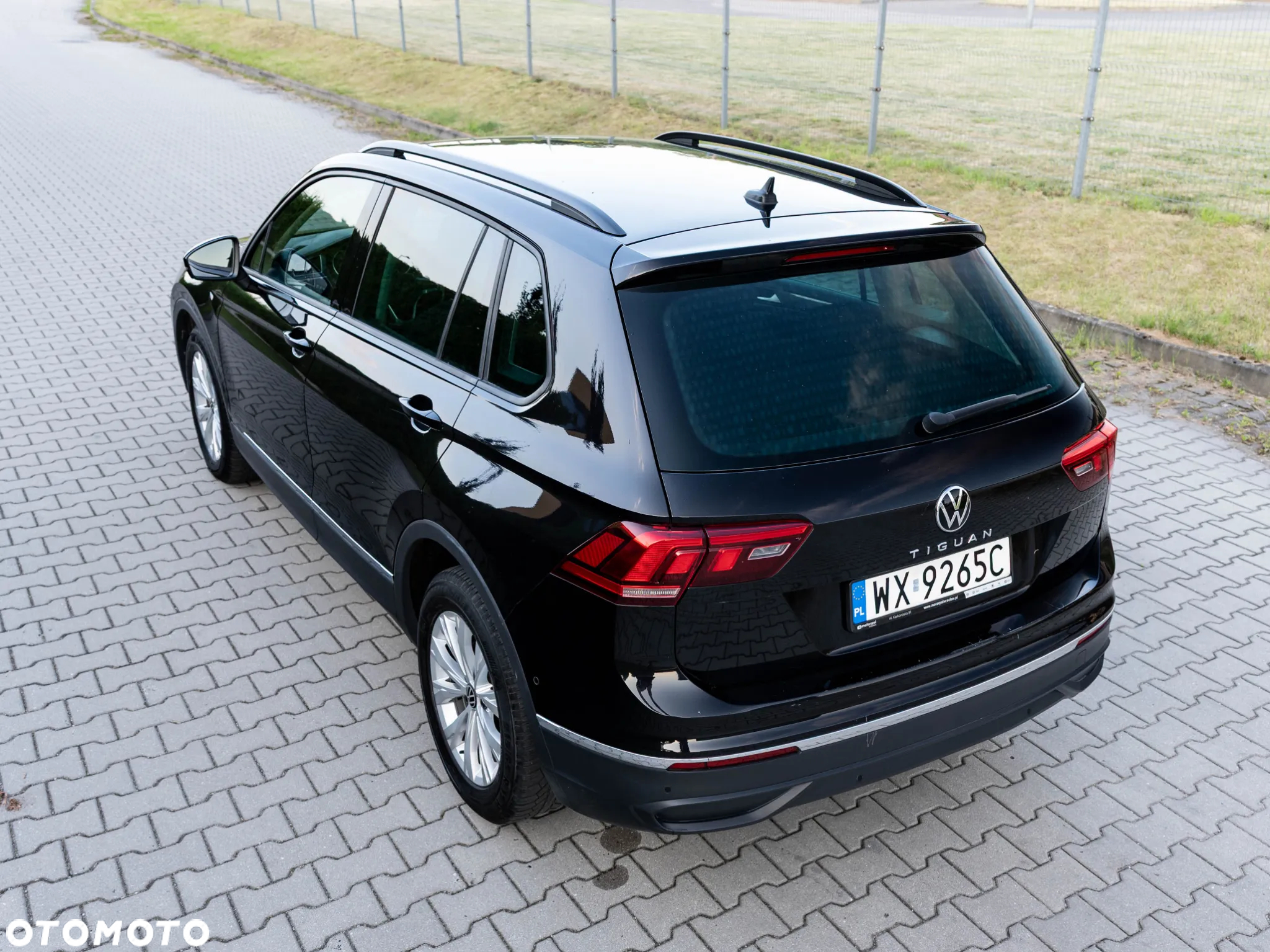 Volkswagen Tiguan 1.5 TSI EVO IQ Drive - 12