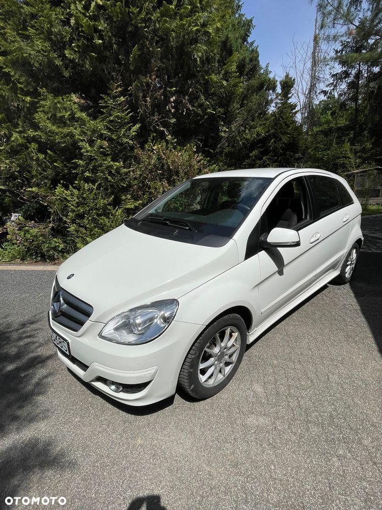 Mercedes-Benz Klasa B - 1