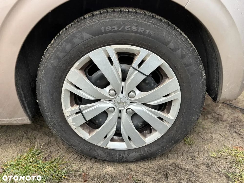 Peugeot 208 82 VTI Active - 12