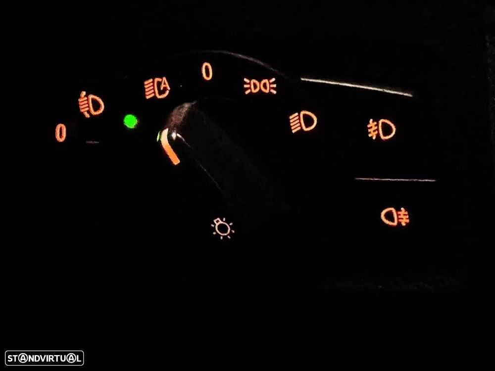 BMW 118 d DPF Edition Sport - 31