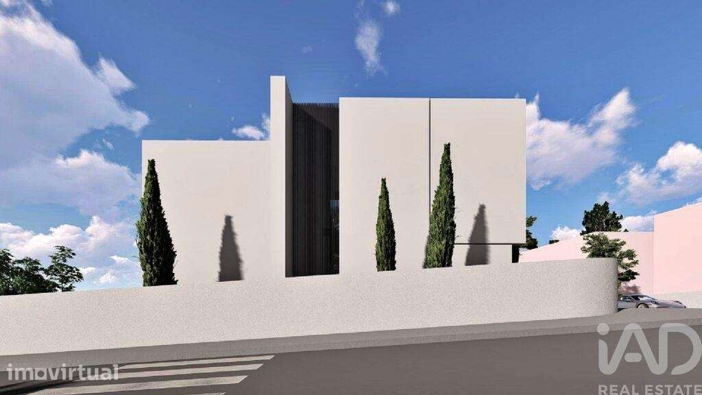 Casa / Villa T3 em Fânzeres e São Pedro da Cova de 157,00 m2 - Grande imagem: 3/7