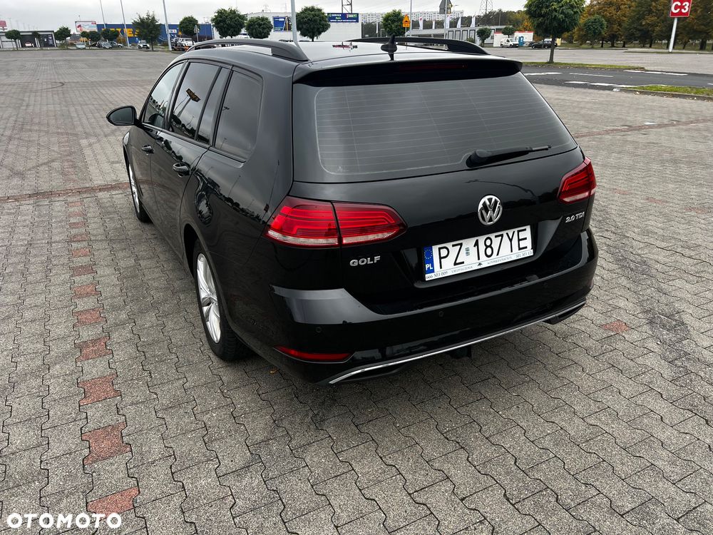 Volkswagen Golf - 4