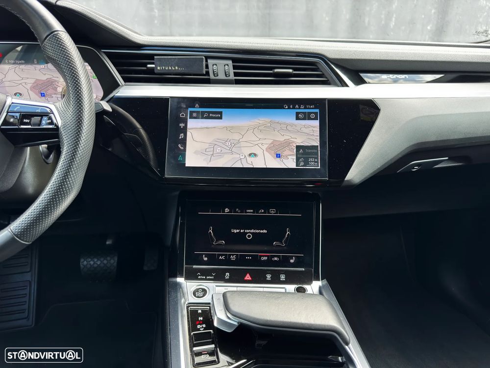 Audi e-tron Sportback 55 quattro S line - 48