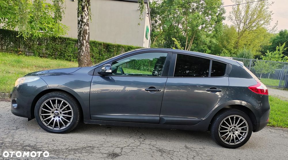 Renault Megane 1.6 16V Authentique - 3