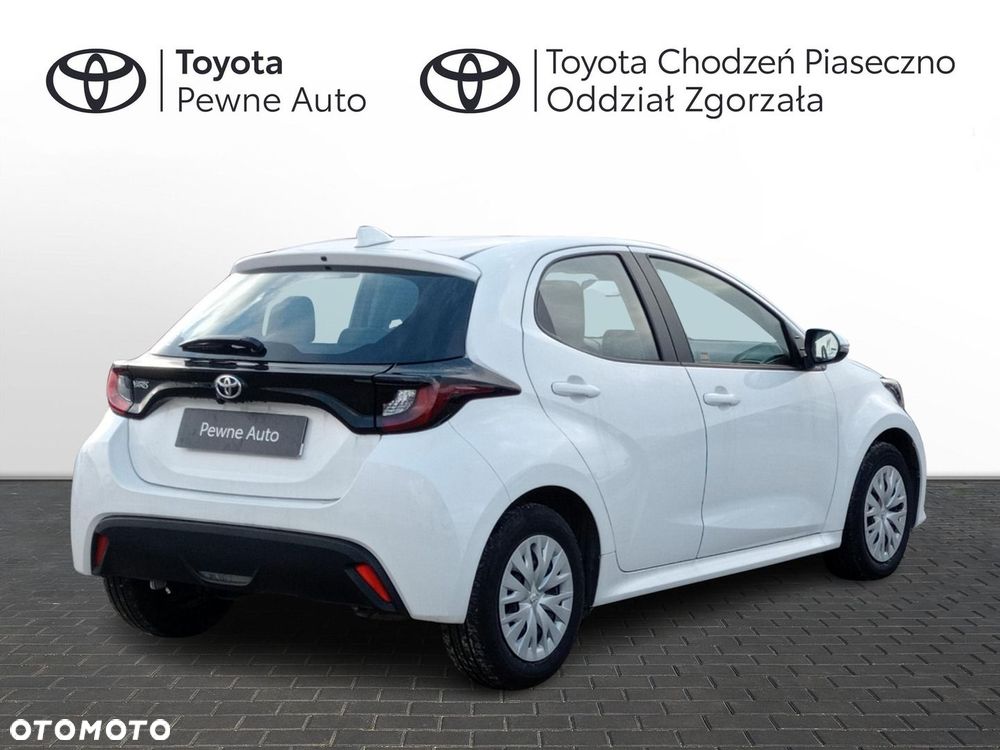Toyota Yaris - 5