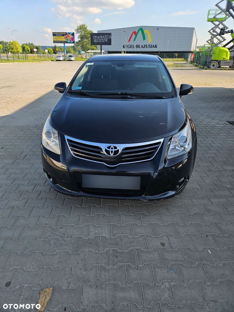 Toyota Avensis 1.8 Sol - 10