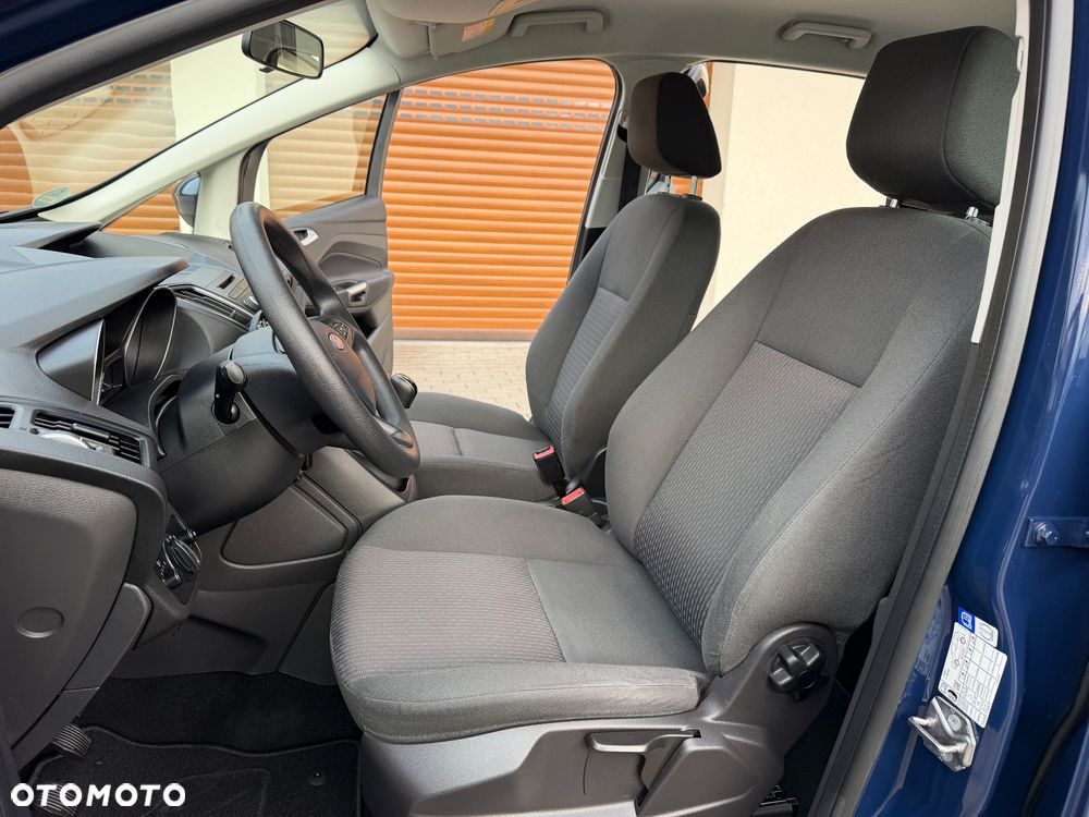 Ford C-MAX - 16