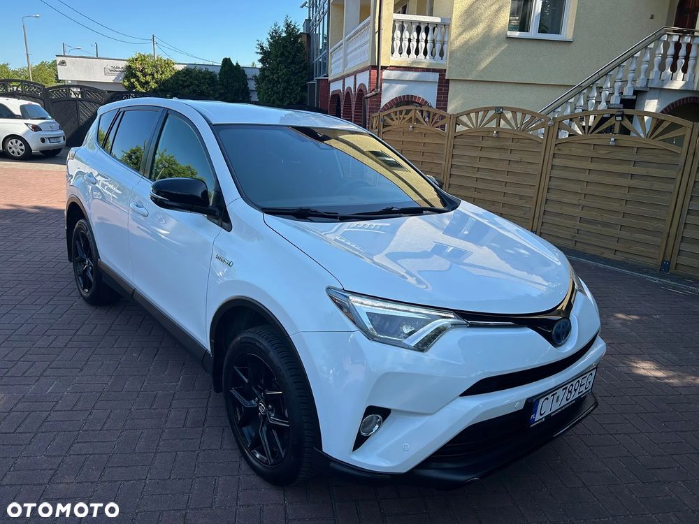 Toyota RAV4 Hybrid Premium 4x2 - 23