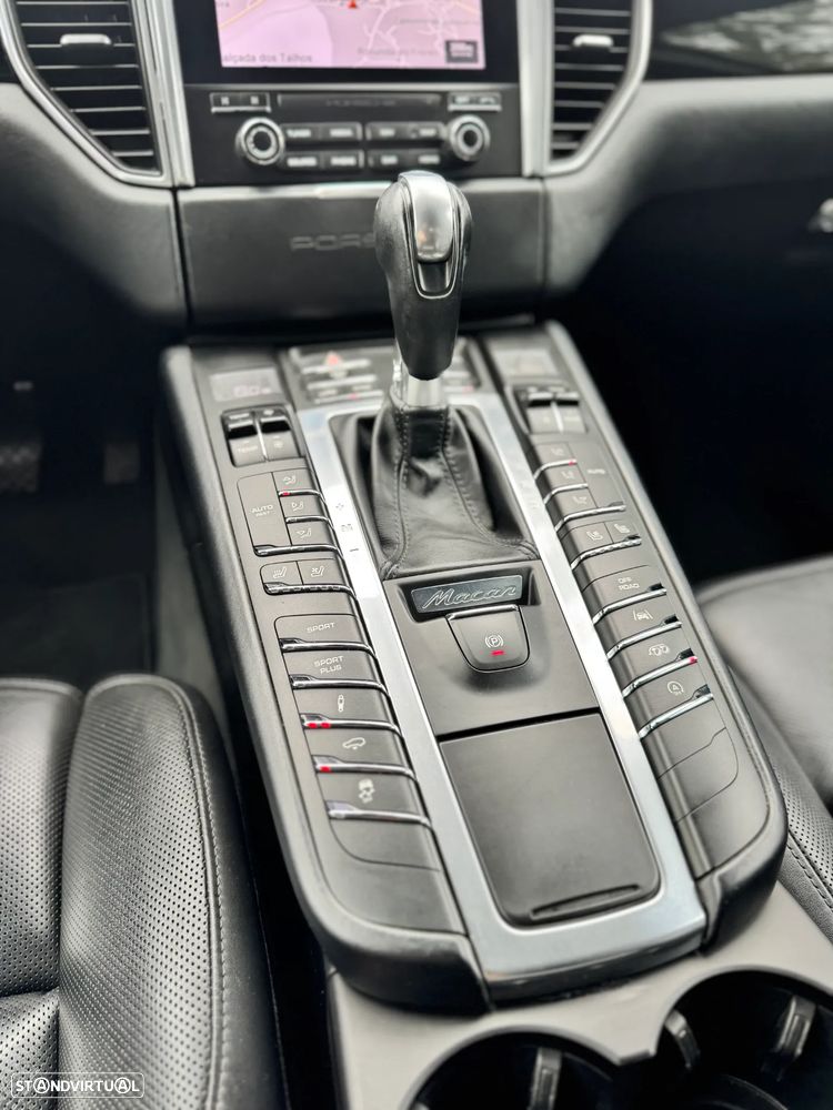 Porsche Macan S - 17