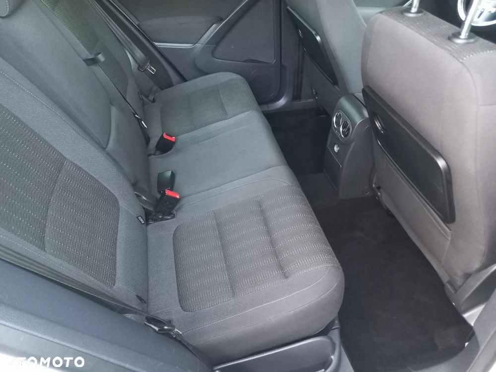 Volkswagen Tiguan 2.0 TDI DPF 4Motion DSG Sport & Style - 27