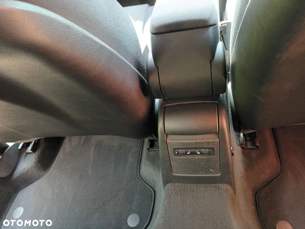 Audi A3 Sportback 2.0 TFSI Ambiente - 12