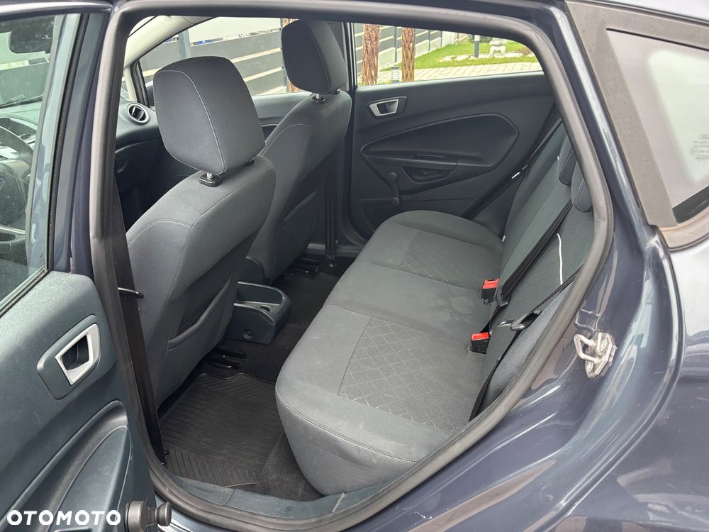 Ford Fiesta 1.4 Trend SVP - 8