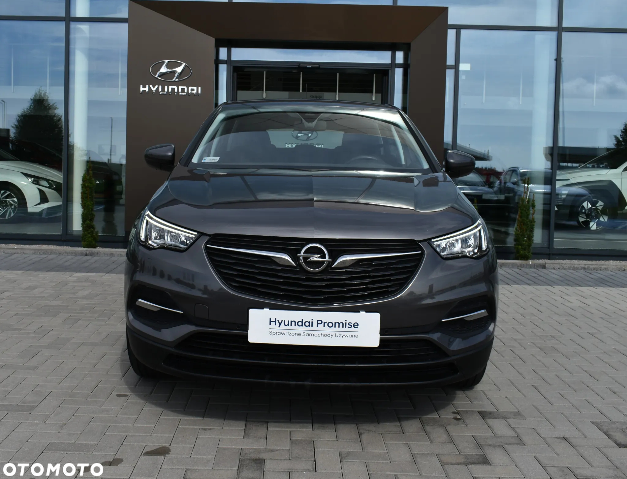 Opel Grandland X 1.2 T Enjoy S&S - 10
