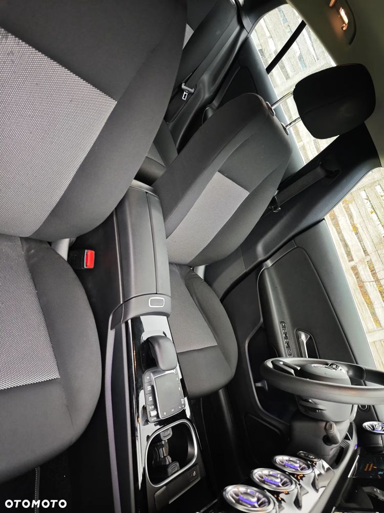 Mercedes-Benz CLA 200 d 8G-DCT Entry - 18