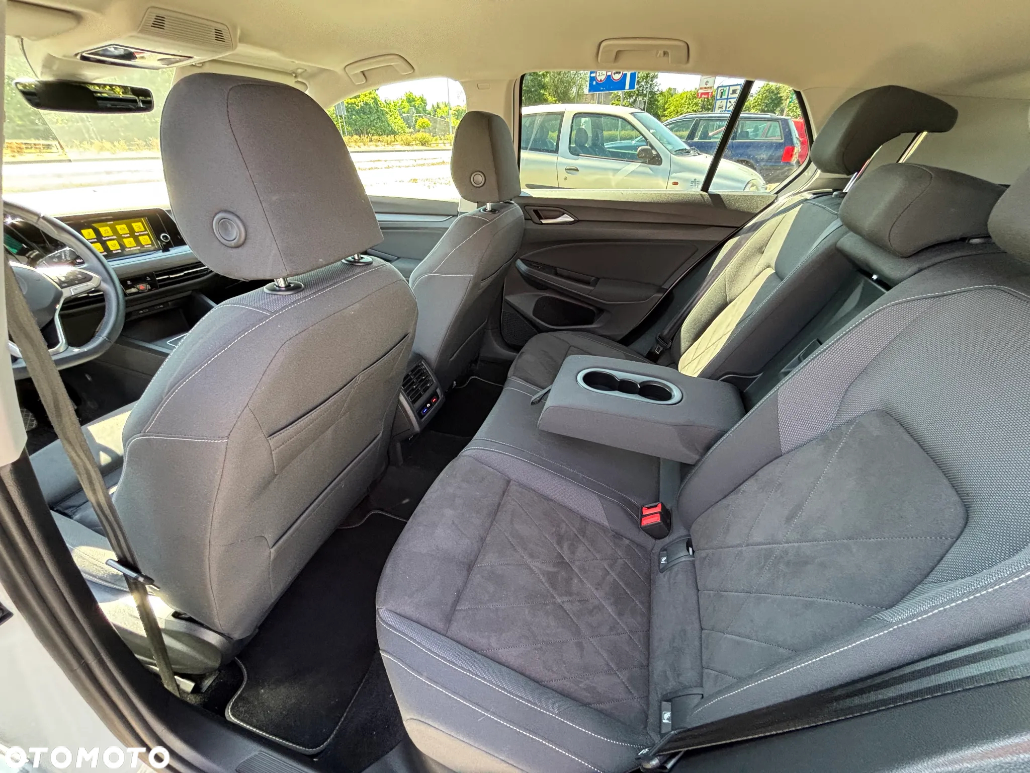 Volkswagen Golf - 13