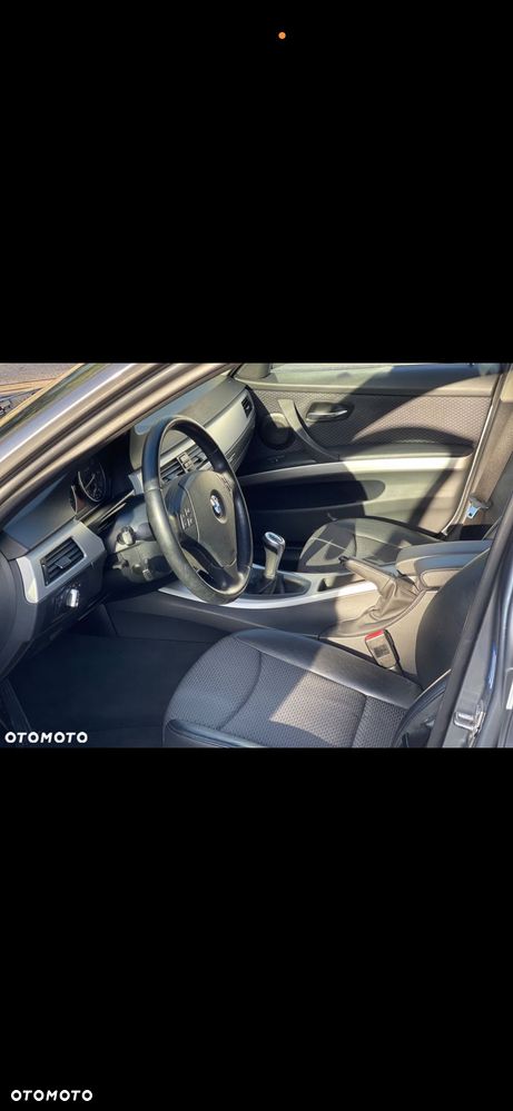 BMW Seria 3 318i Edition Lifestyle - 10