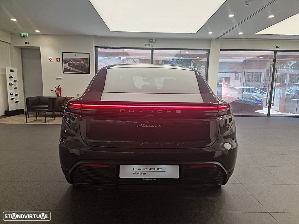 Porsche Macan Electric 4 - 4