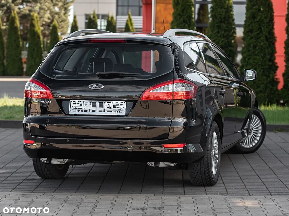 Ford Mondeo - 12