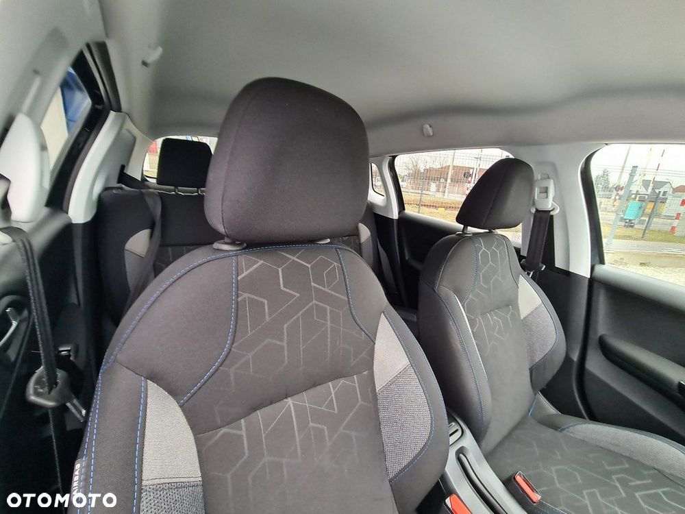 Peugeot 2008 1.2 Pure Tech GPF Signature S&S - 30