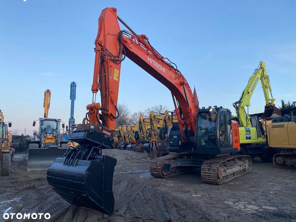 Hitachi ZX225USLC-5, 2013 ROK, KRÓTKI TYŁ, PODWOZIE 80% DOBRE, Z NIEMIEC - 11