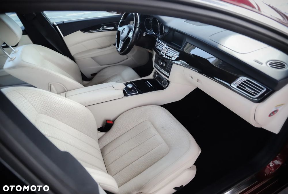 Mercedes-Benz CLS 350 CDI 4-Matic BlueEff - 19