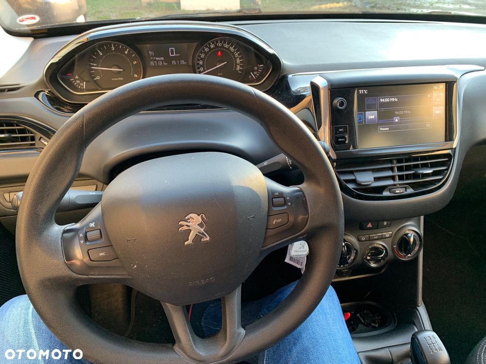 Peugeot 208 1.6 BlueHDi Active S&S - 23