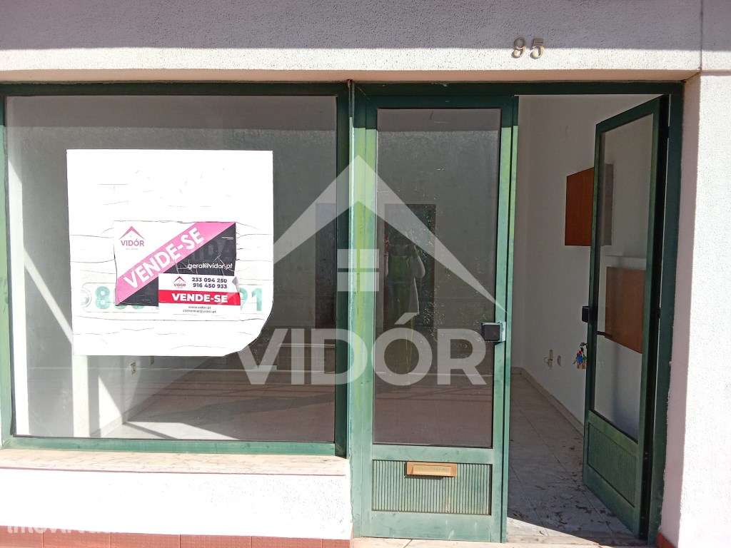 Loja com 31m2 no Mercado Municipal da Baixa da Banheira - Grande imagem: 2/6