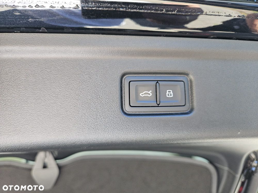 Audi A6 Avant e-tron - 17