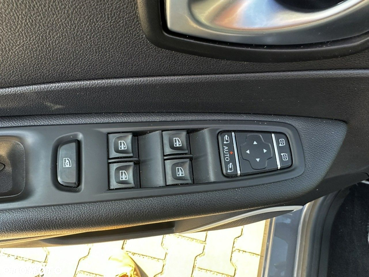 Renault Captur - 29