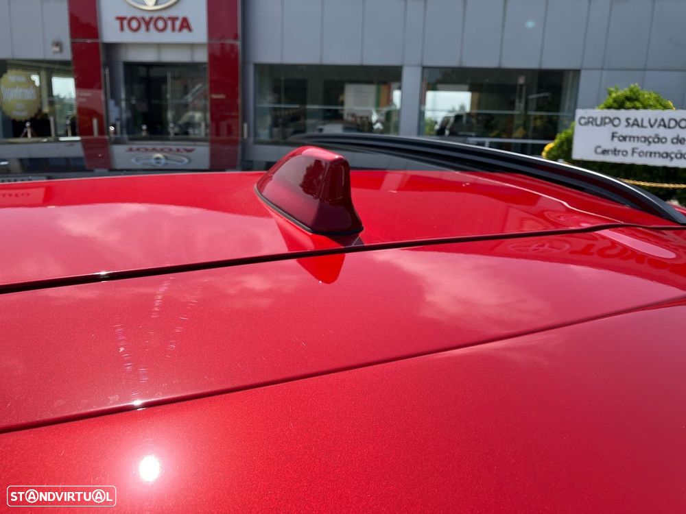 Toyota Yaris Cross 1.5 HDF Luxury - 25