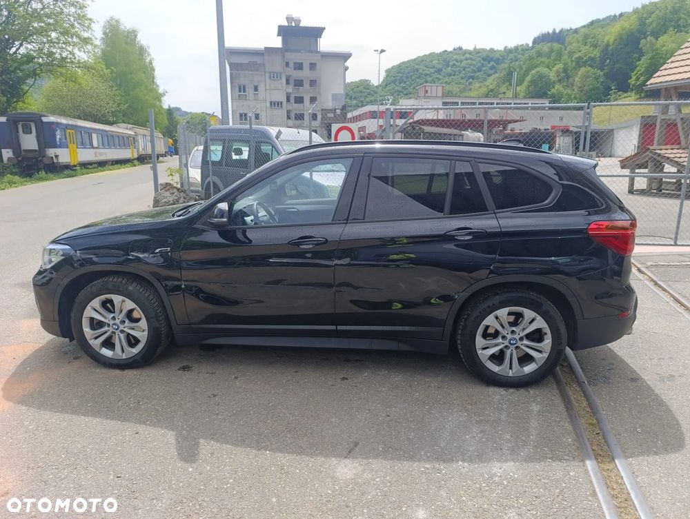 BMW X1 xDrive25e xLine - 3