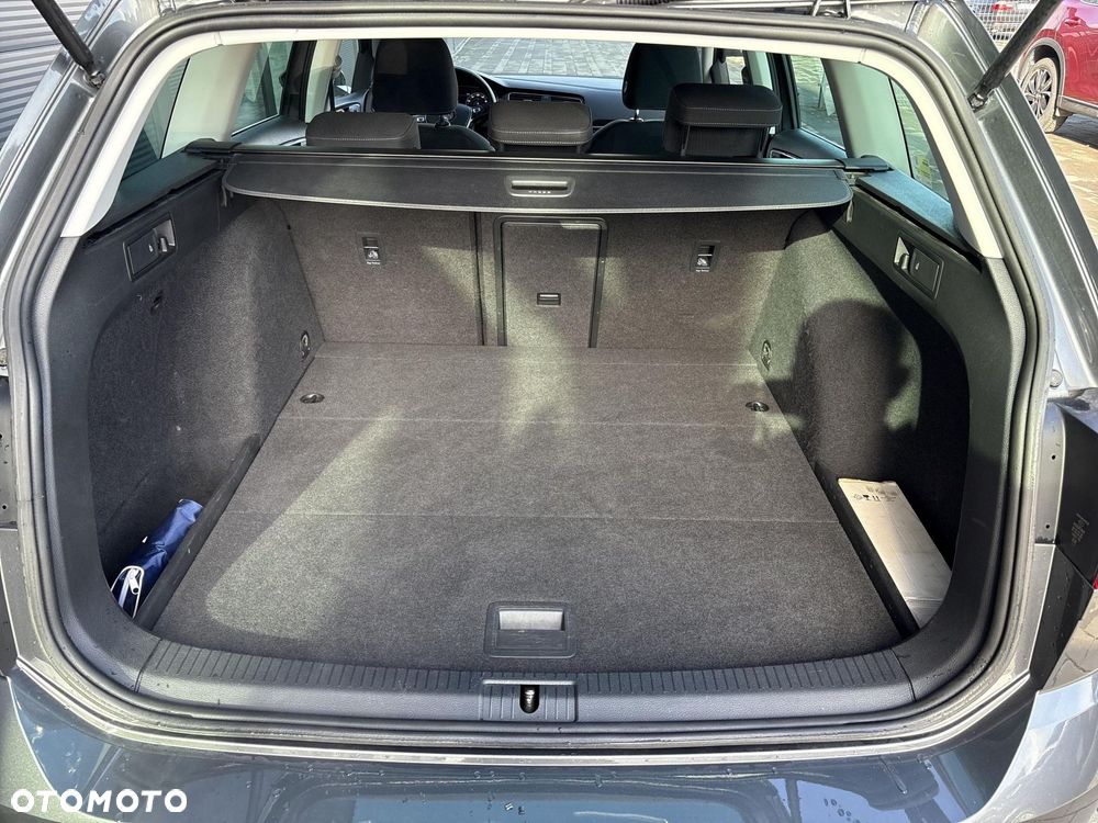 Volkswagen Golf VII 2.0 TDI BMT Highline DSG - 17
