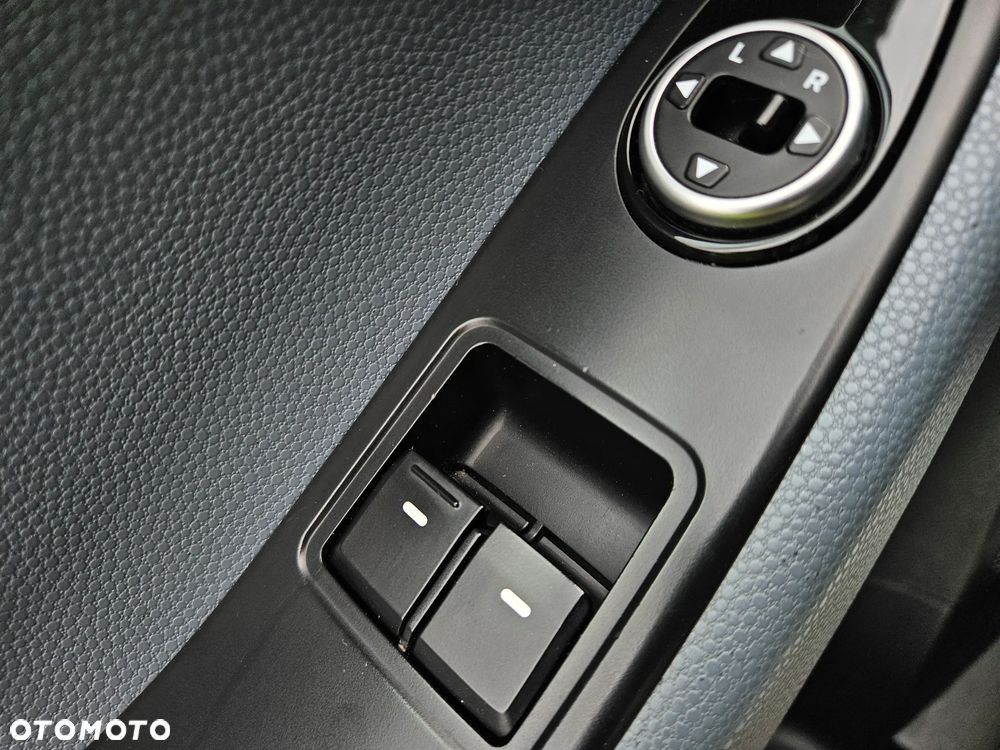 Hyundai i20 1.2 Select - 26