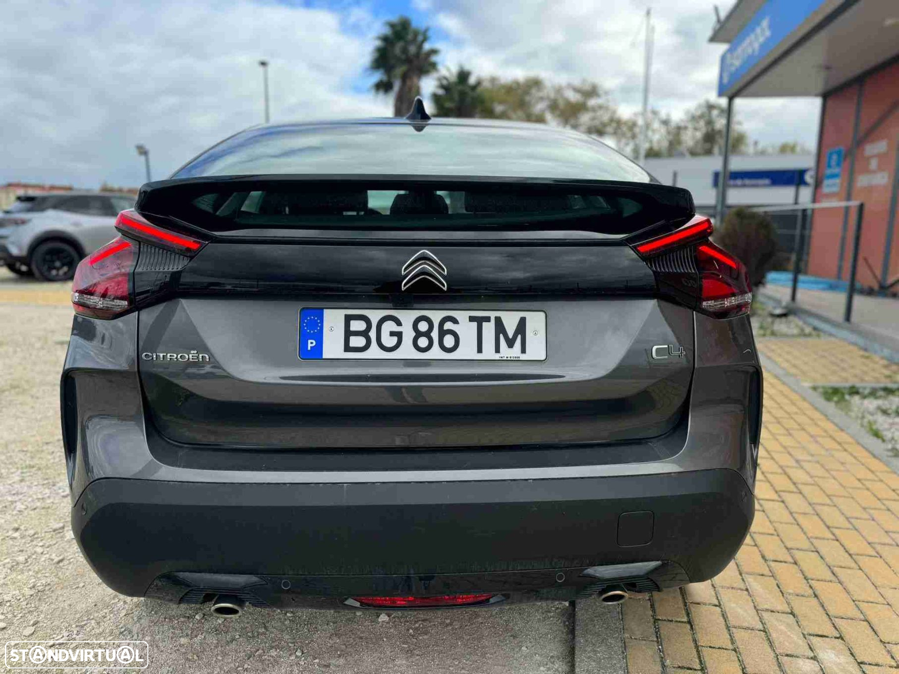 Citroën C4 1.2 PureTech Plus - 7